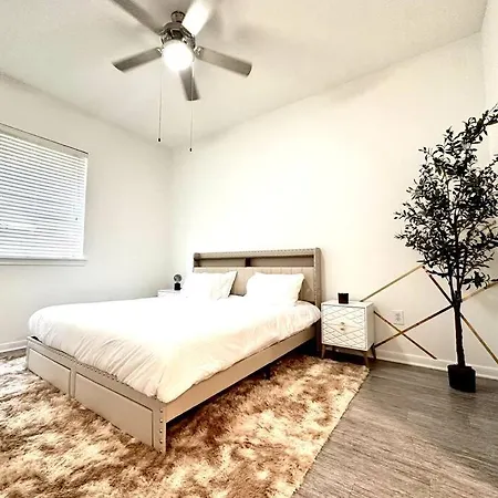 Brand New 1 Bed Apt In The Heart Of Midtown Houston Exterior photo